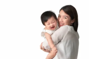 ฝันว่าได้อุ้มเด็ก มีคำทำนายว่าอย่างไร พร้อมเลขเด็ดและคำแนะนำในการใช้ชีวิต